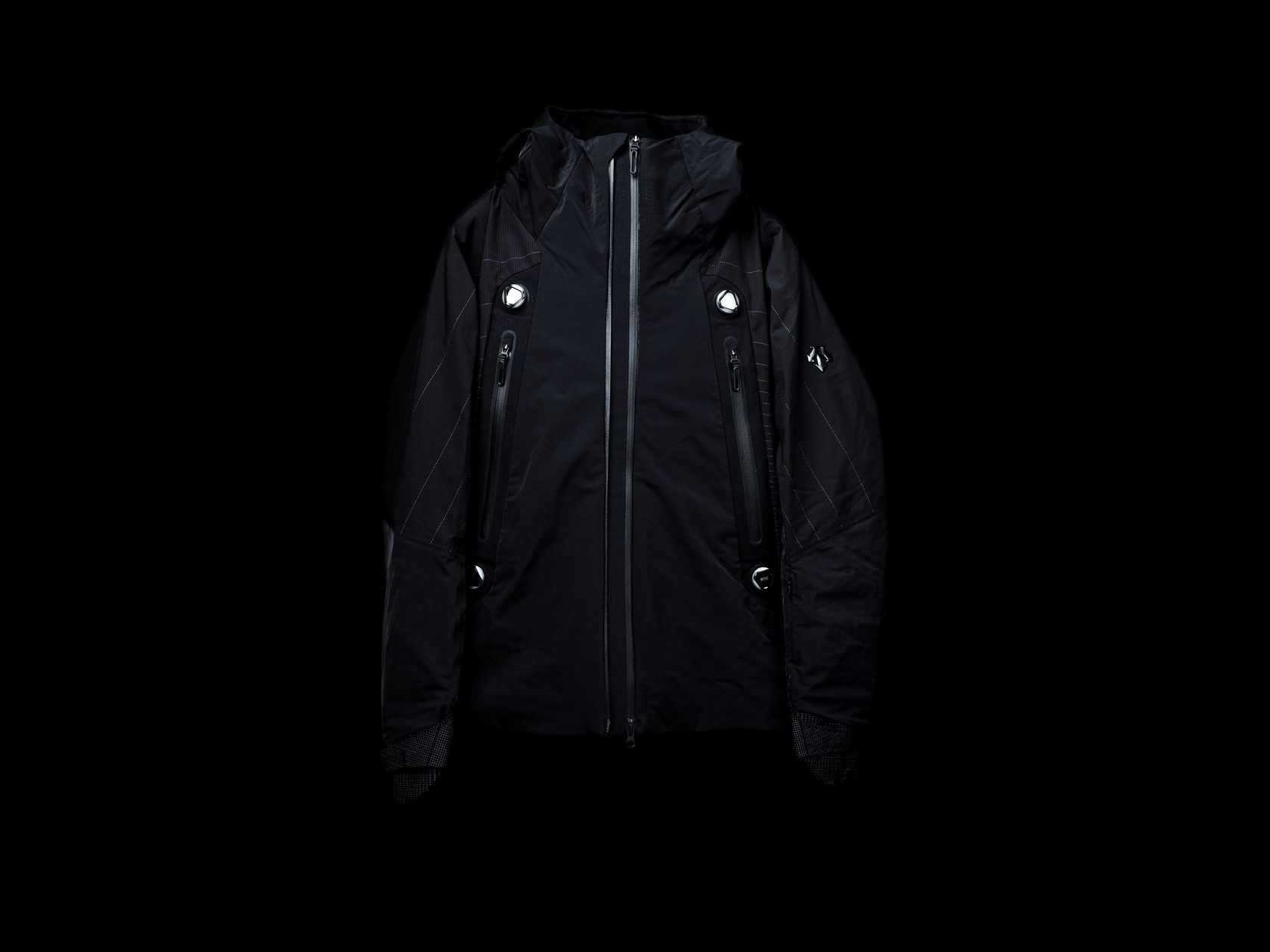 DESCENTE S.I.O × SCHEMATECH-