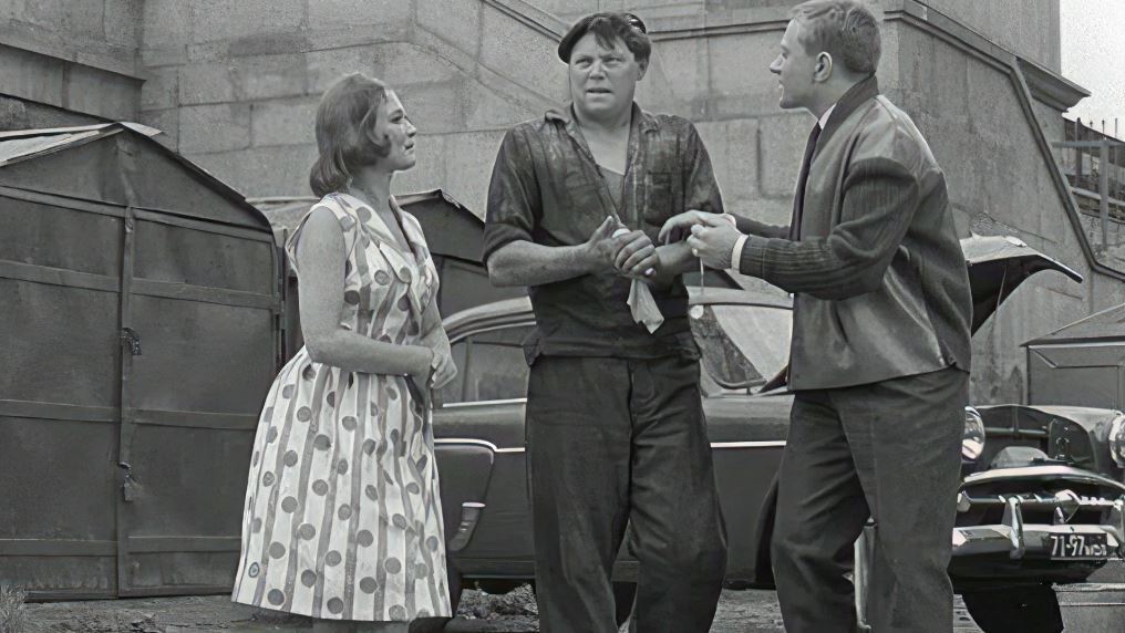 Кадр из этого хорошего фильма