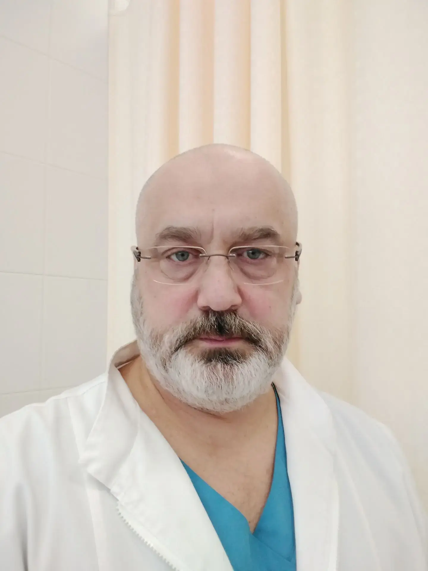 Петров Павел Николаевич — Вертеброневролог · рефлексотерапевт · мануальный терапевт