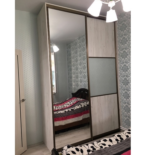 корпусный шкаф в спальню