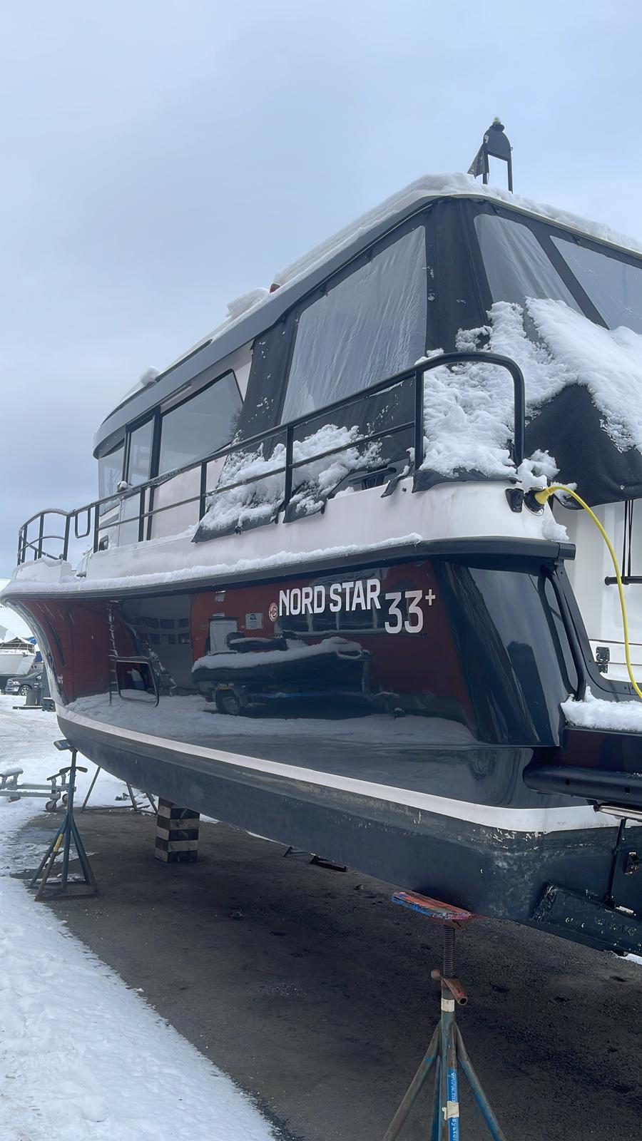 Nord Star 33+ купальная платформа и транцевая зона