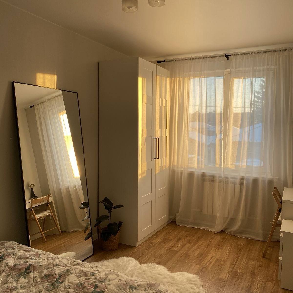 Металлические карнизы для штор собственного производства