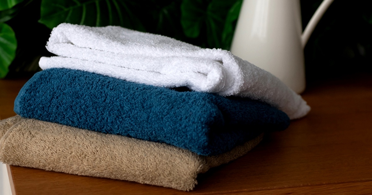 Текстиль оптом: махровые полотенца, х/б пряжа, муслин, готовые изделия