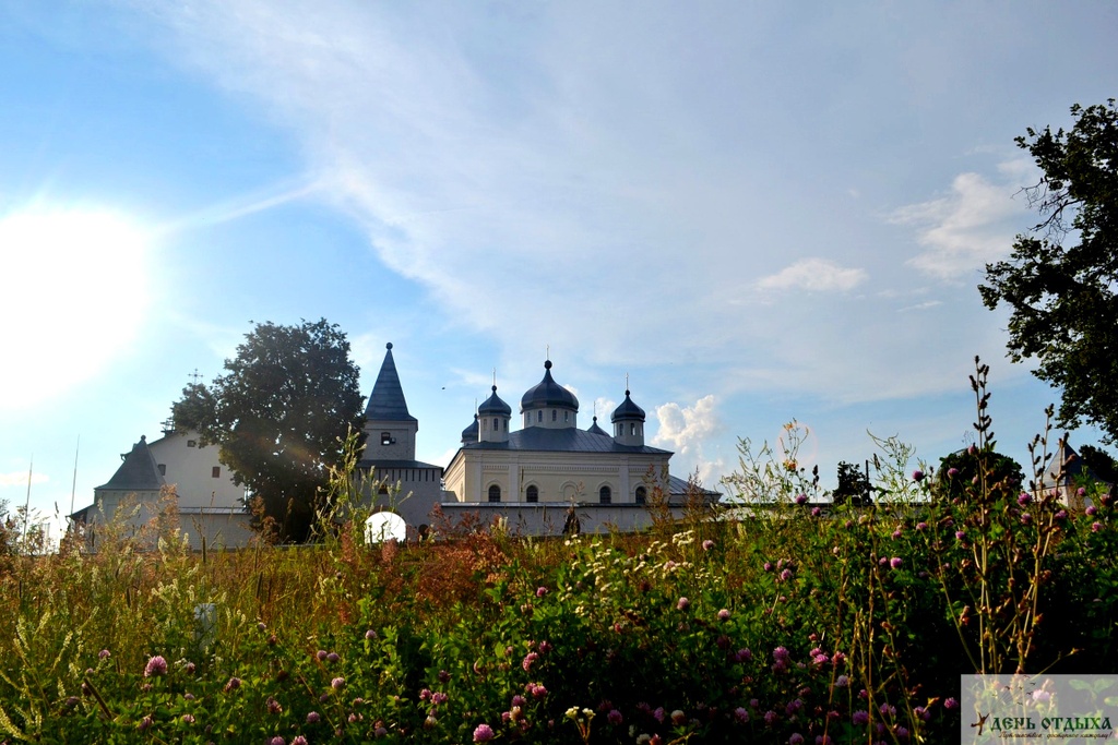 Погода в мещовске на месяц. Мещовск Калуга. Мещовск крепость. Мещовск древний. Свято-Троицкий источник Мещовск.