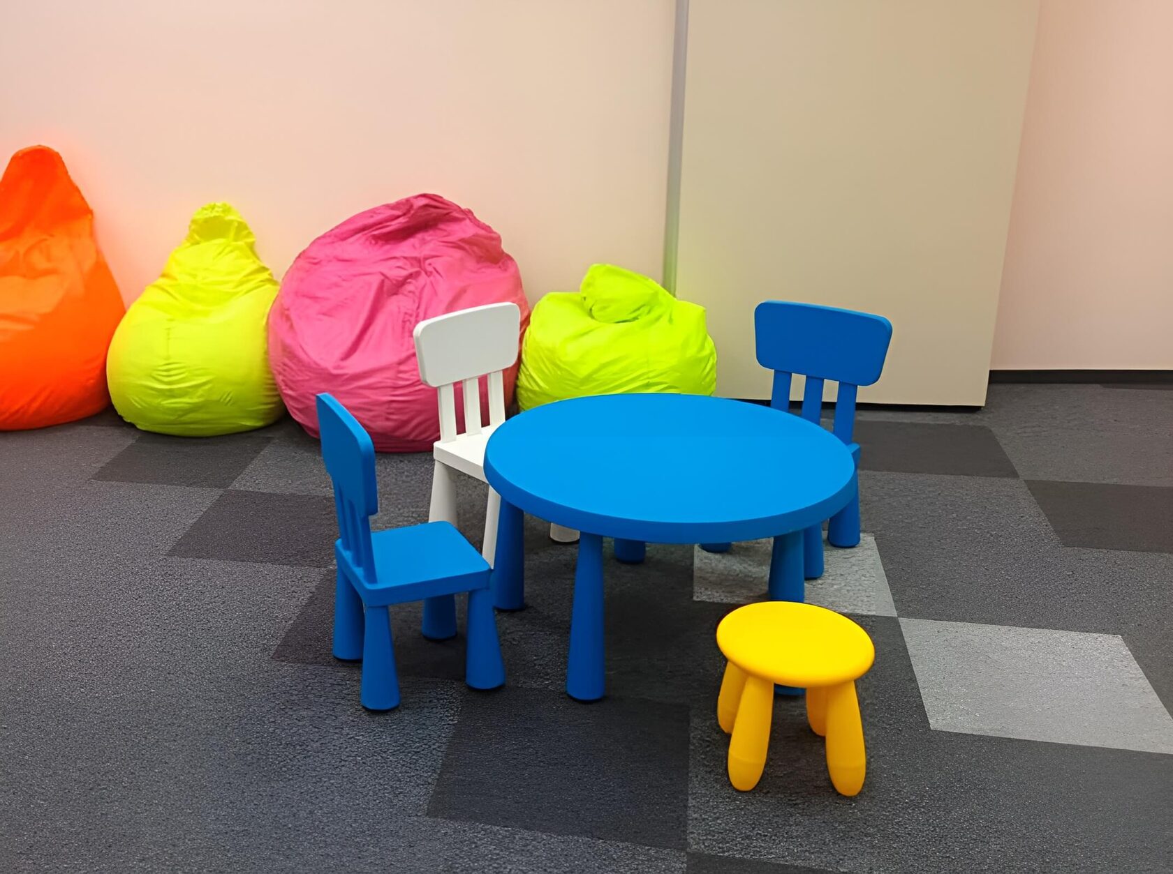 Аренда мебели для мероприятий