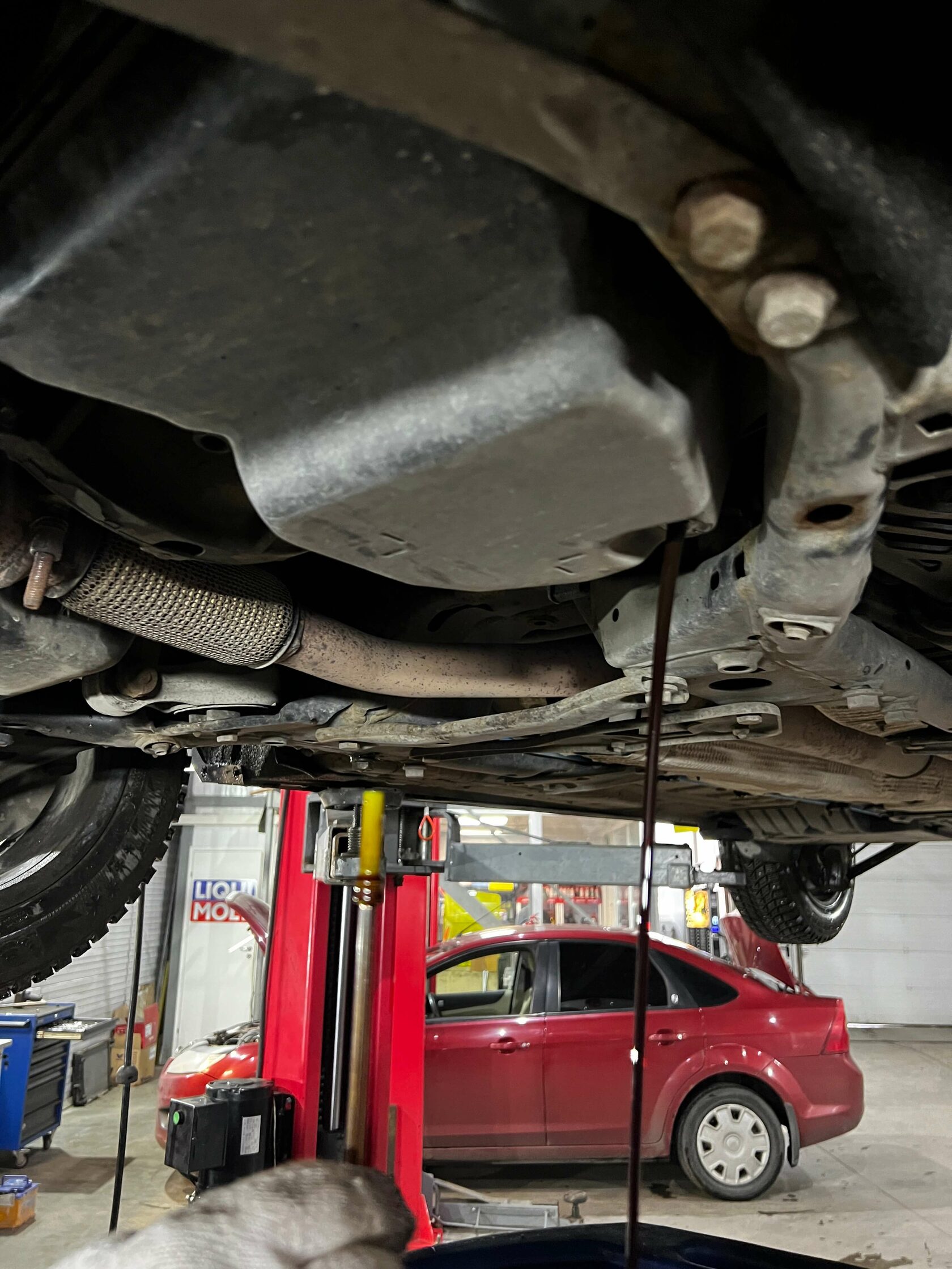 Демонтаж контрольного стакана АКПП