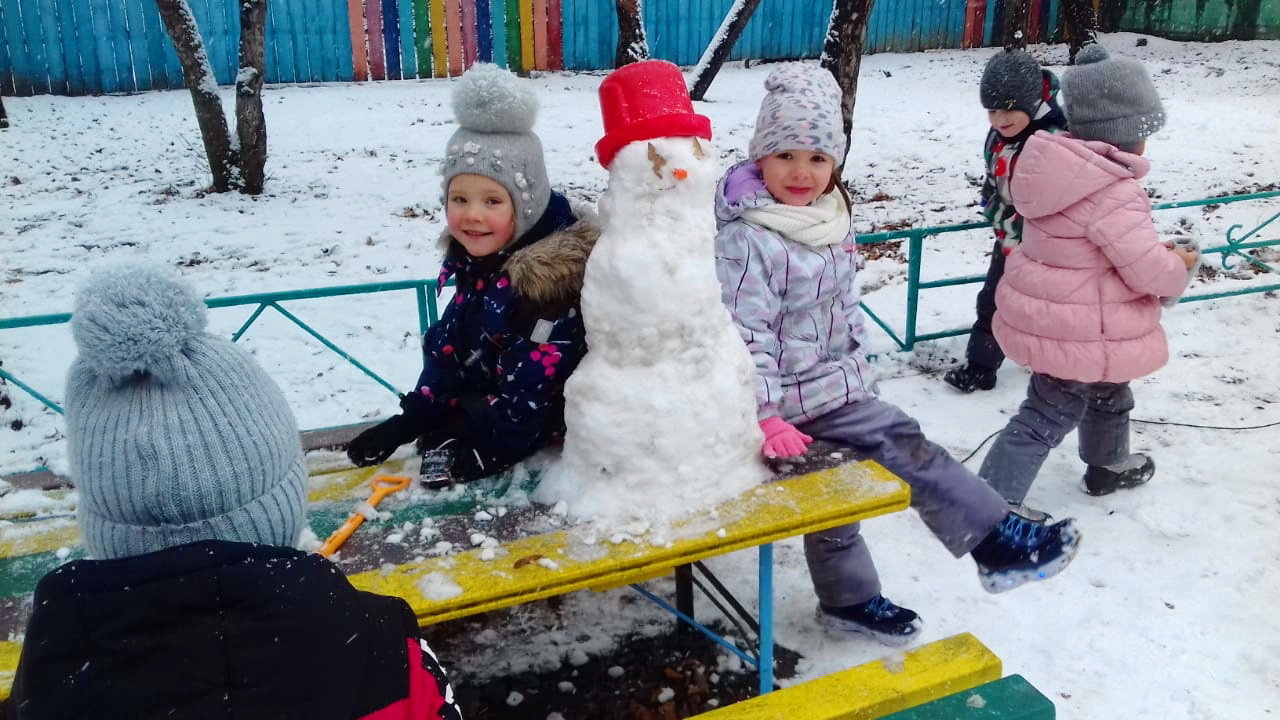 Первые снеговики в детском саду-школе «Согласие» фото 1