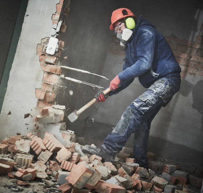  Демонтаж мрамора,гранита, натурального камня