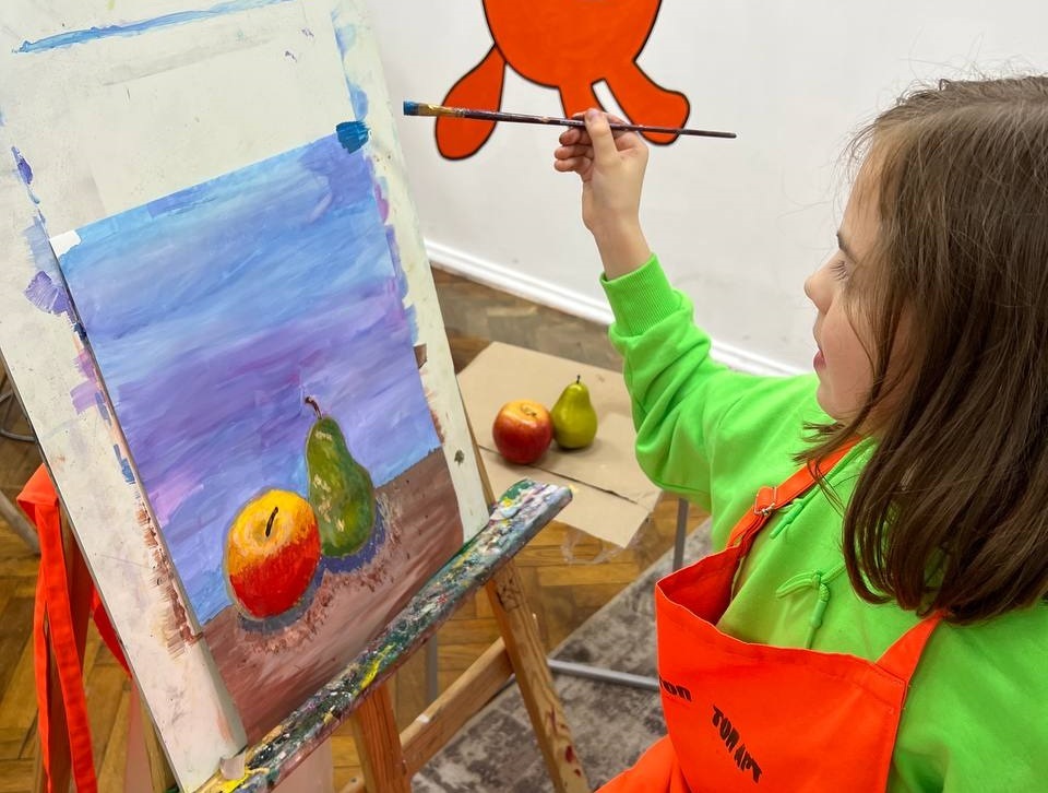 Педагог по рисованию и школа рисования