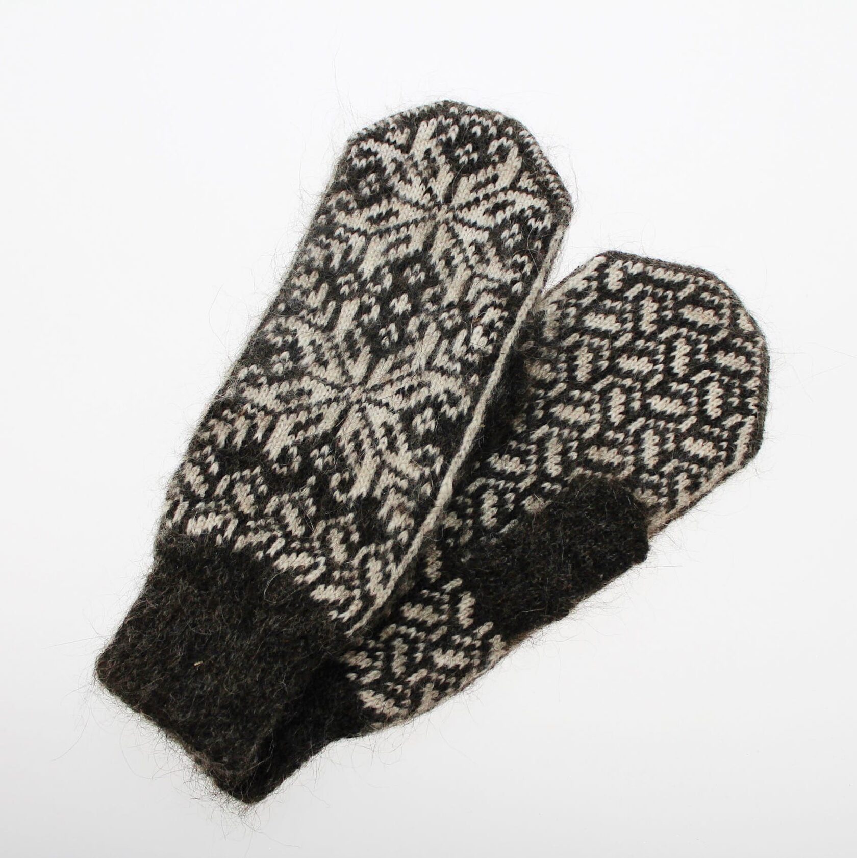 рукавицы вязаные иглой. варежки кашемировые с опушкой. варежки с жемчужным узором спицами. варежки кашемир. рукавицы старинные.