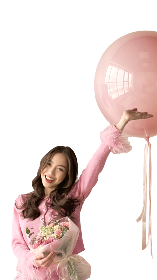 девушка с шарами