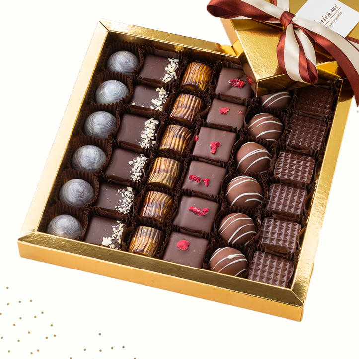 Большой набор шоколадных конфет в подарочной упаковке заказать с .