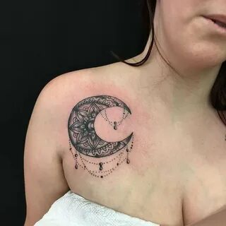 Татуировки в виде луны: таинственный символ и его значение
