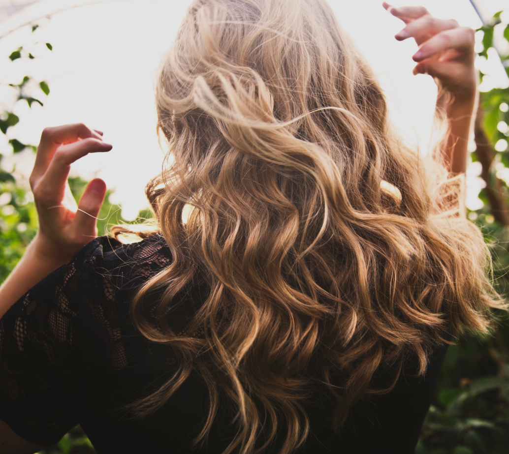 Волосам даже в самых. Поврежденные волосы. Волосам даже в самых. Тусклые волосы. Тусклые ломкие волосы.