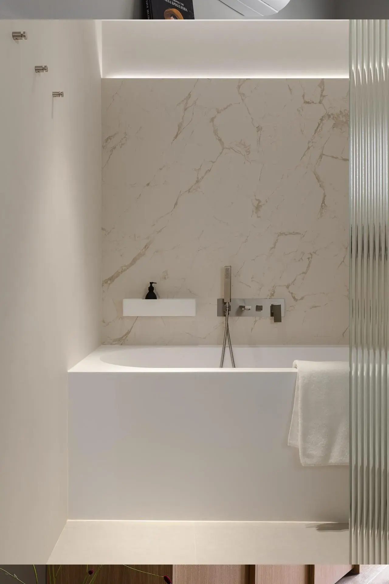 Мебель «Подхожу» в просторной квартире в Санкт-Петербурге