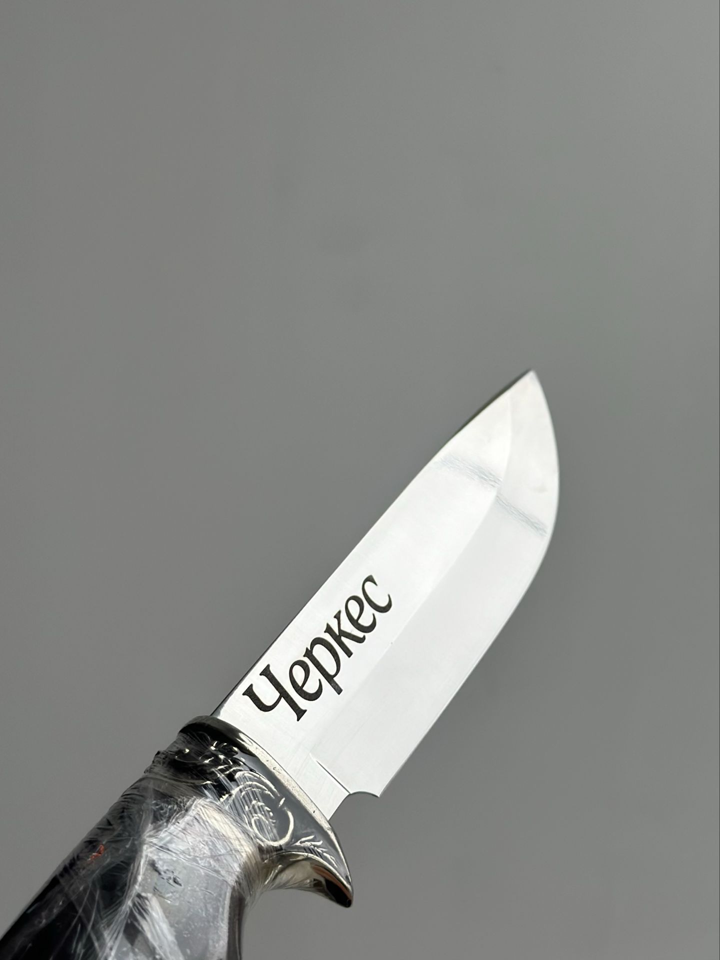 StekloWood — гравировка рисунка на личном предмете клиента, студия лазерной гравировки Киров