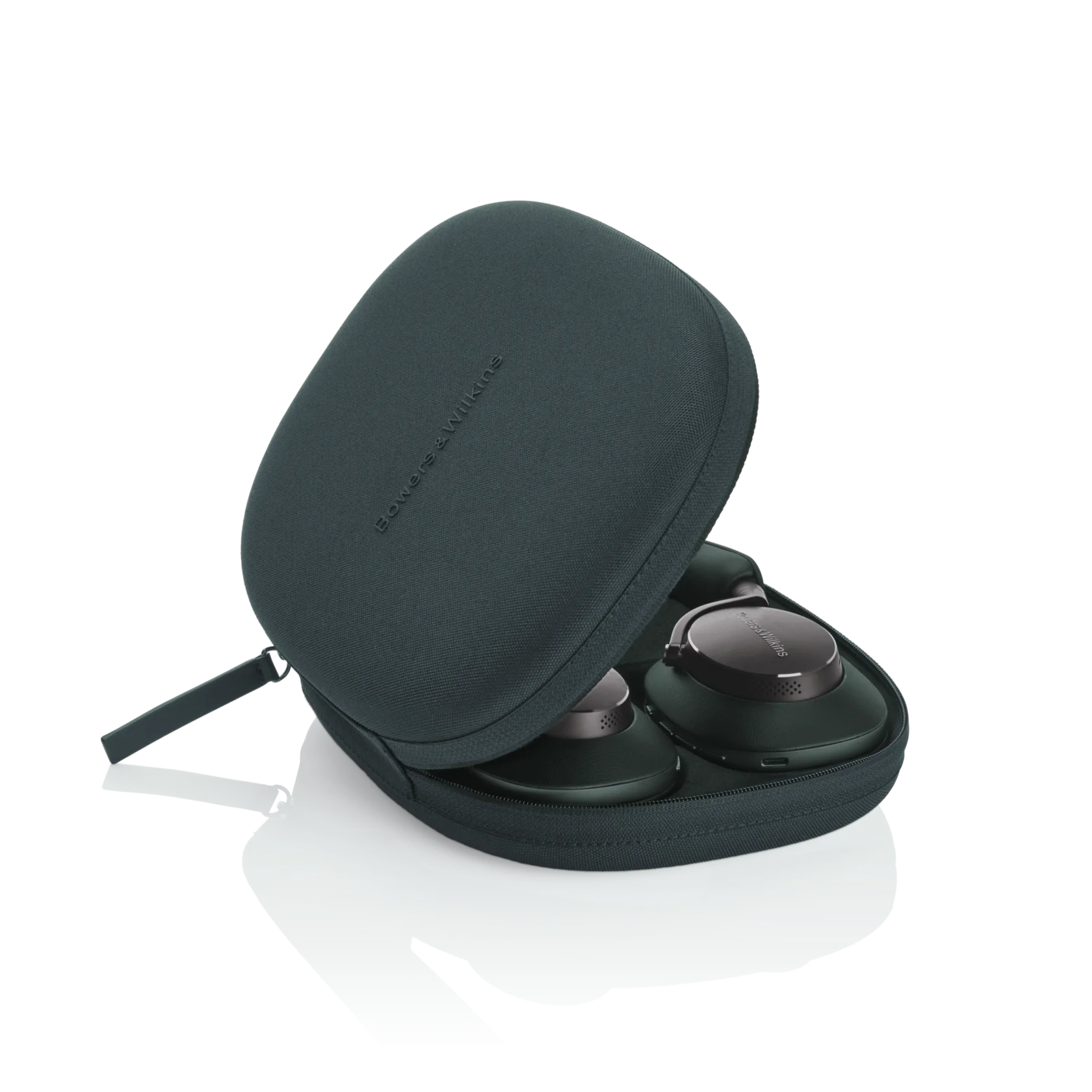 Bowers &amp; Wilkins PX8 Dark Forest — уникальный оттенок для тех, кто выделяется