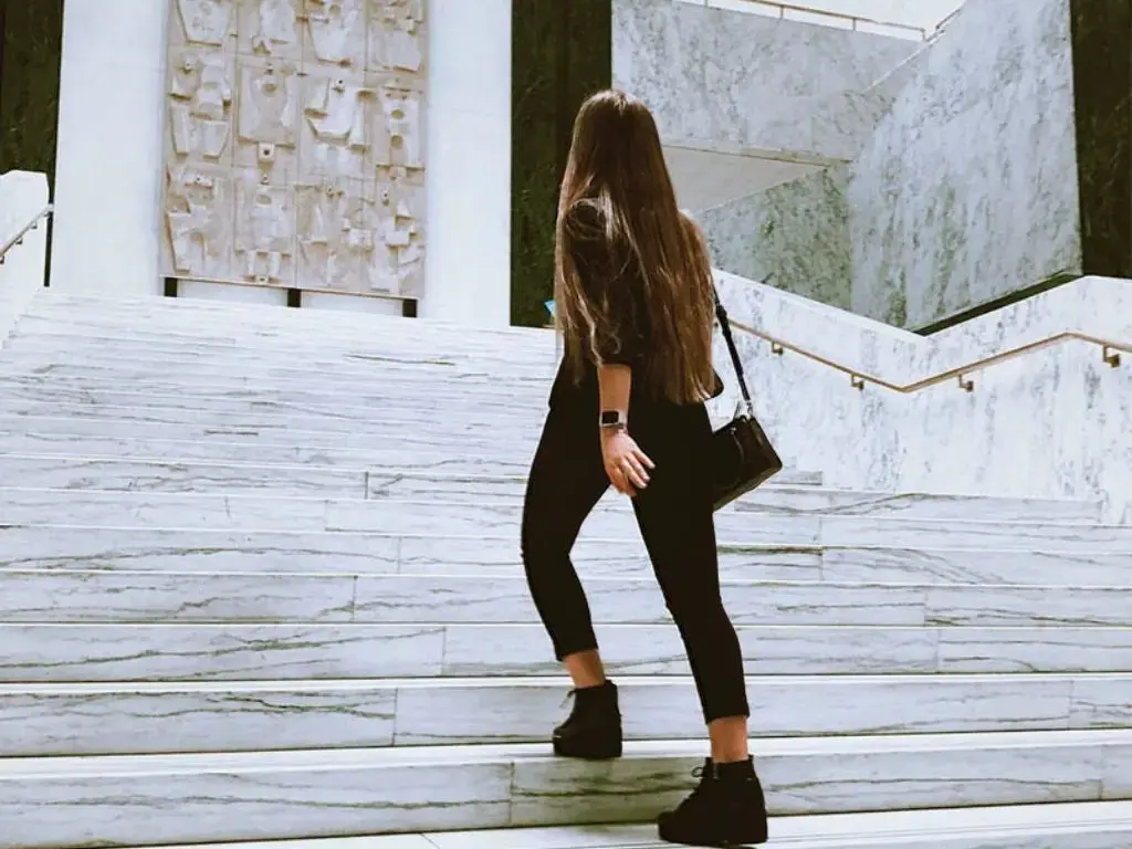 В Американской школе домашние задания есть?