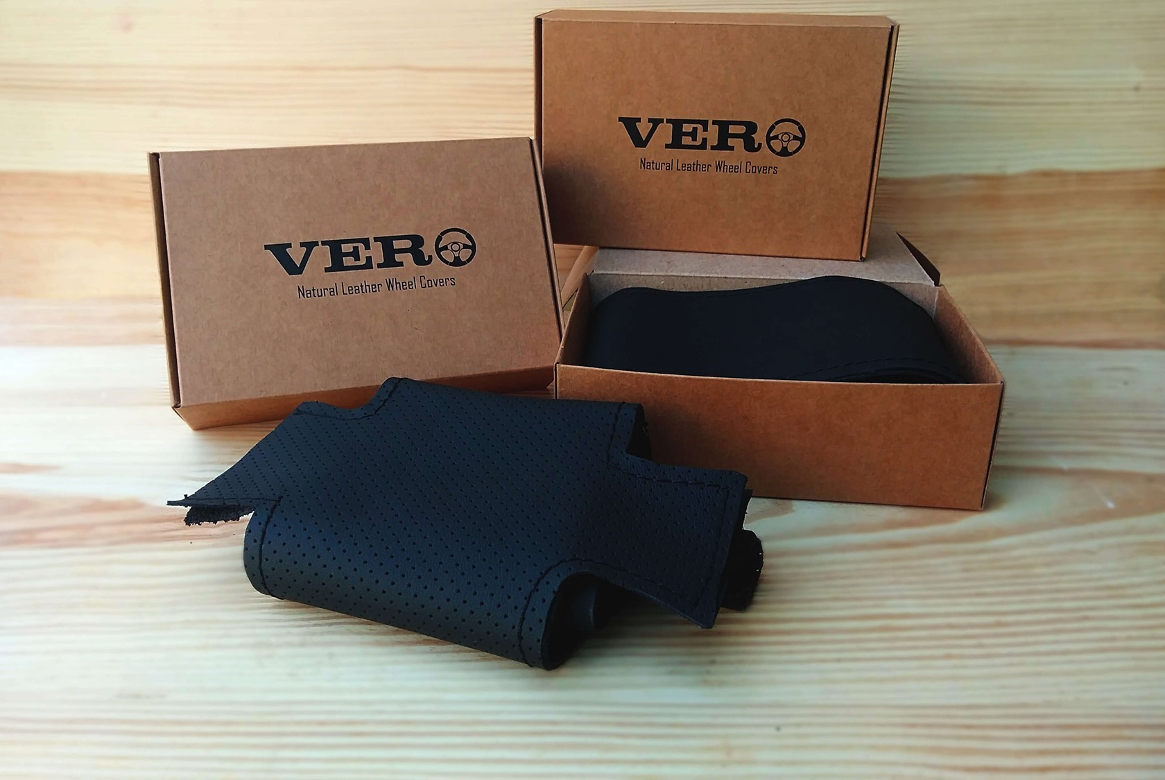 Оплетки и чехлы на руль со шнуровкой Митсубиси (Mitsubishi)