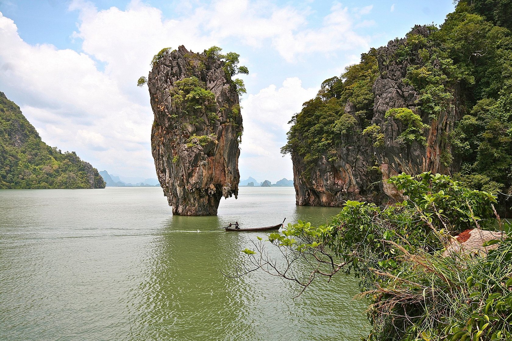 James bond island