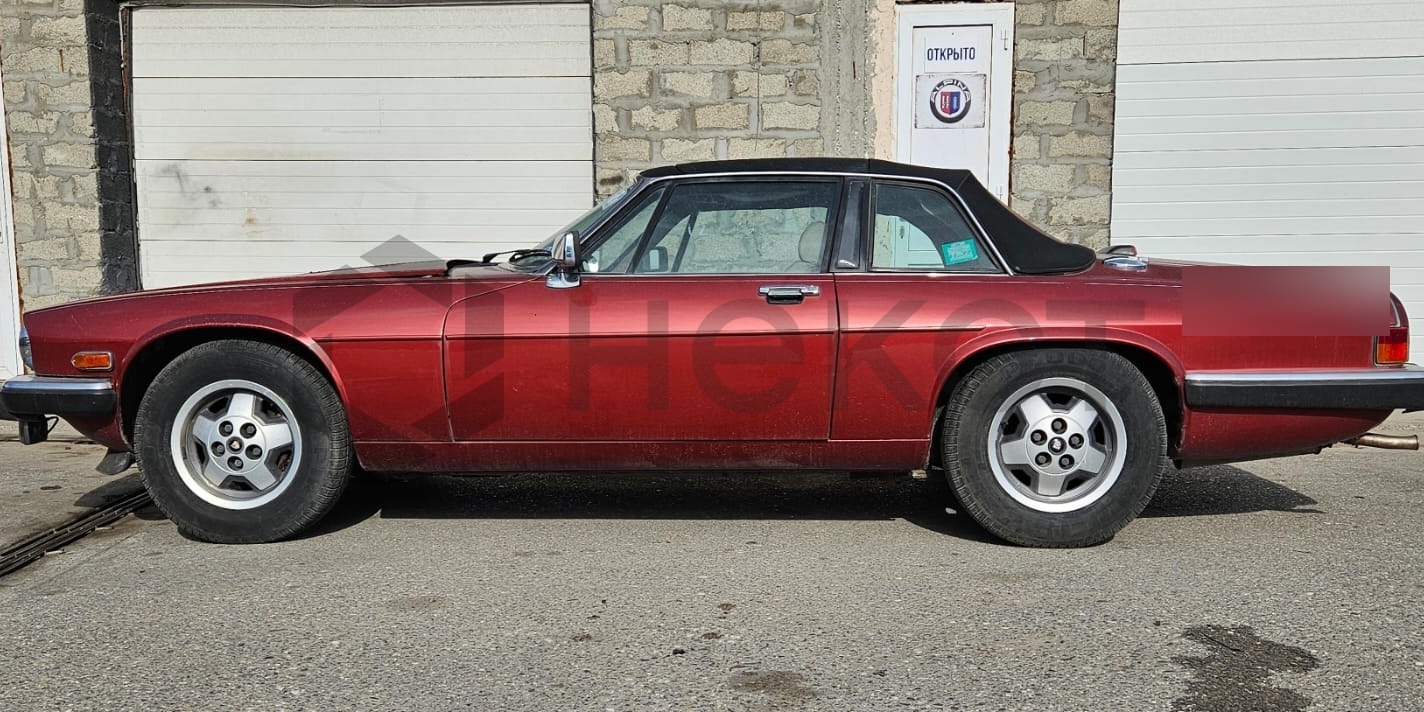 Фото JAGUAR XJ-SC Cabriolet № 1