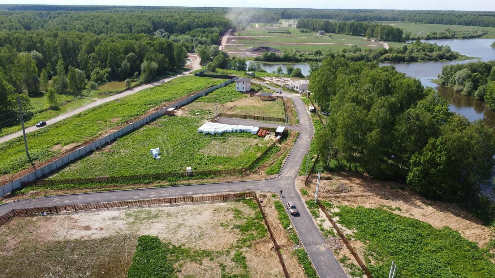 В поселке дачное нашли. Дачная практика коттеджный поселок 1. Дачная практика 2 коттеджный поселок.