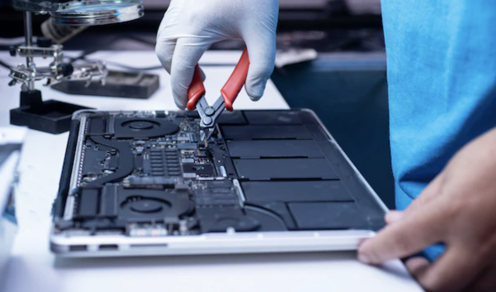 Ремонт MacBook