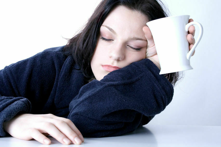 Почему от недосыпа болит голова?