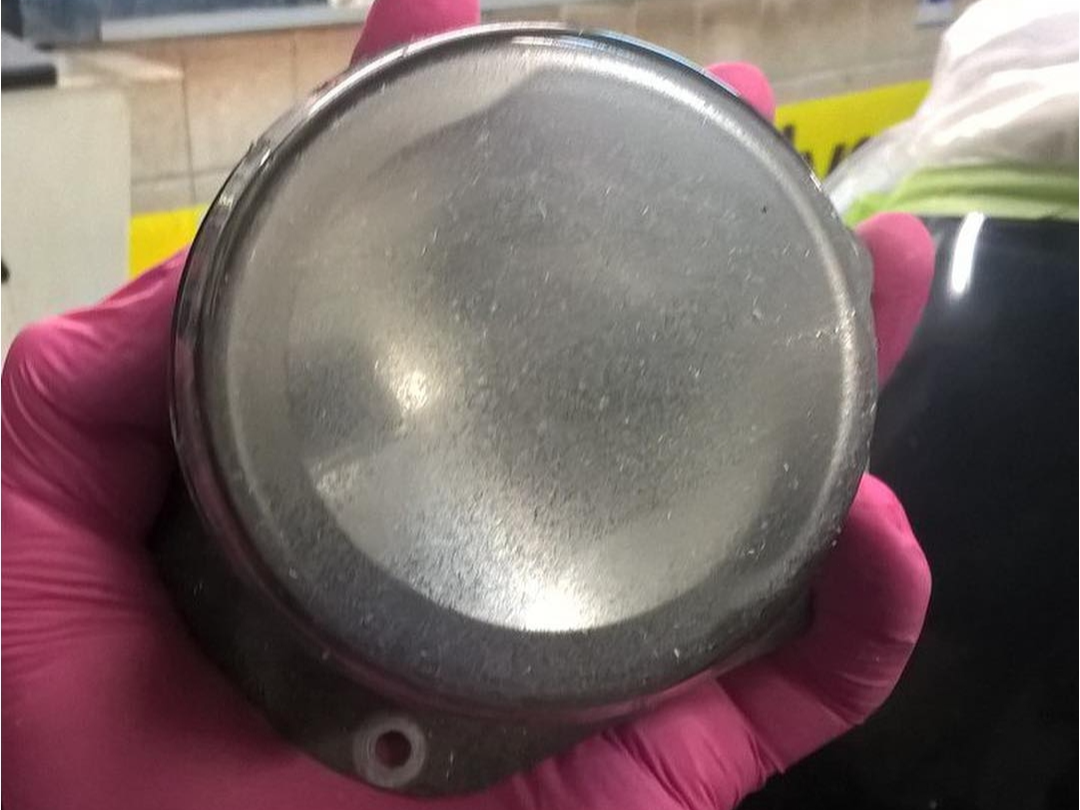 граффити на стекле до полировки