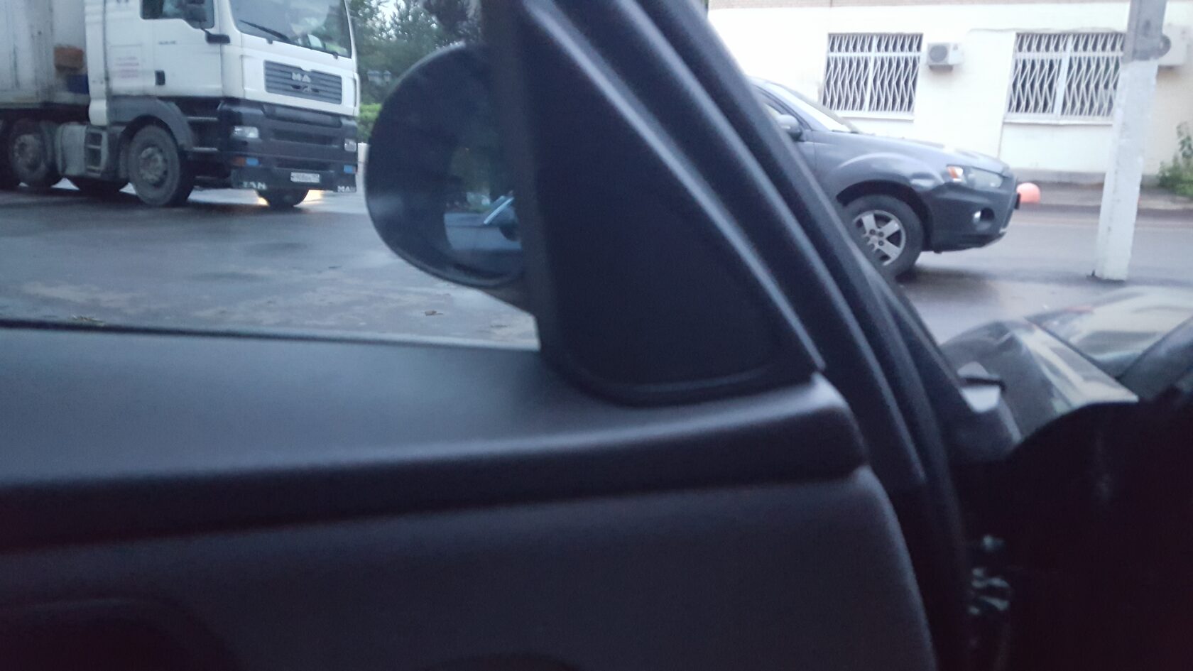 замена акустики бмв е91