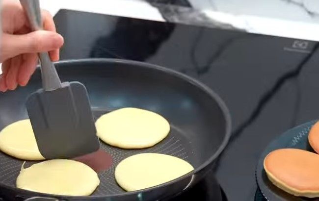 Приготовление японских панкейков Дораяки с начинкой: шаг 7