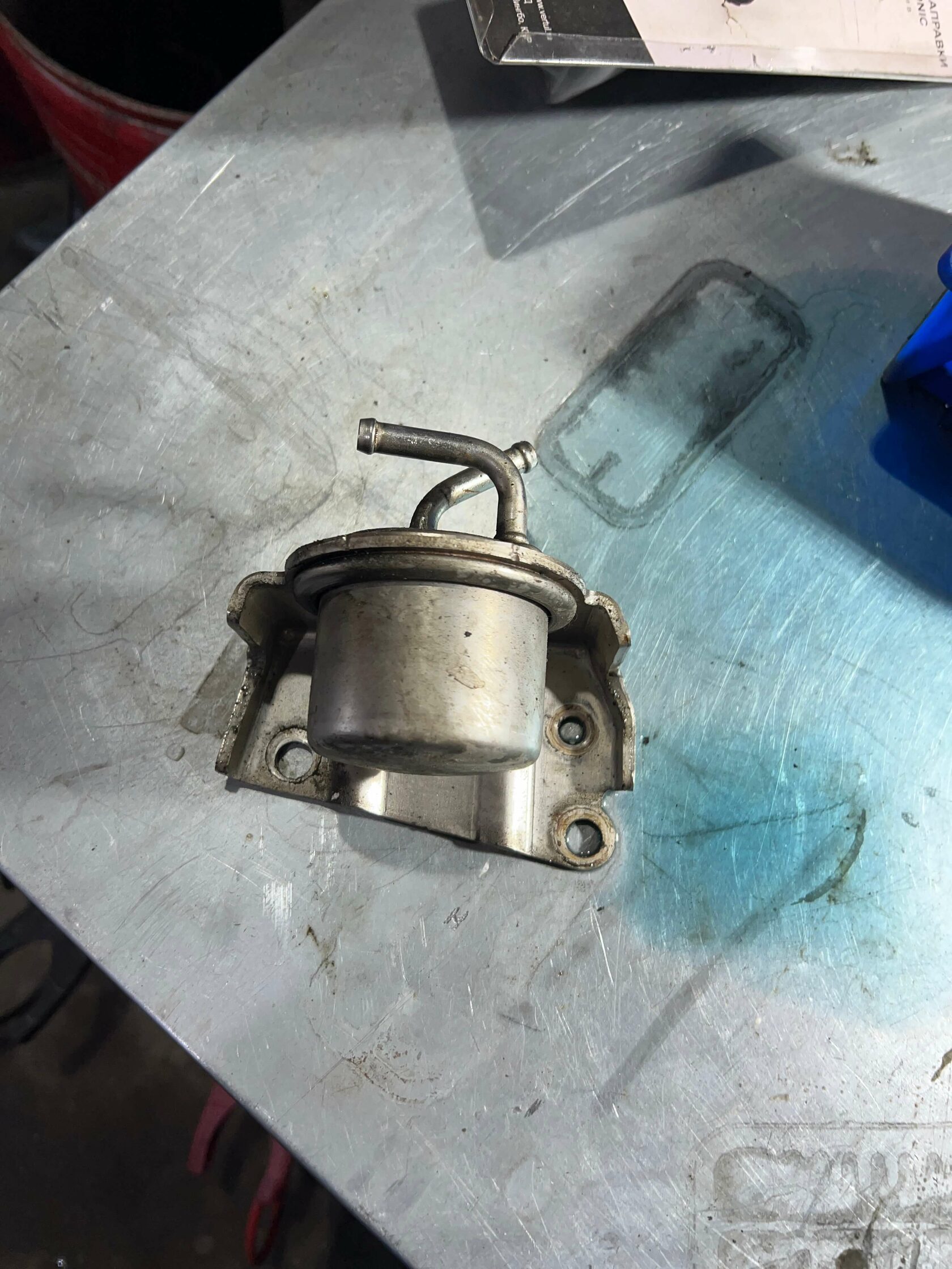 Меняем внешний фильтр тонкой очистки