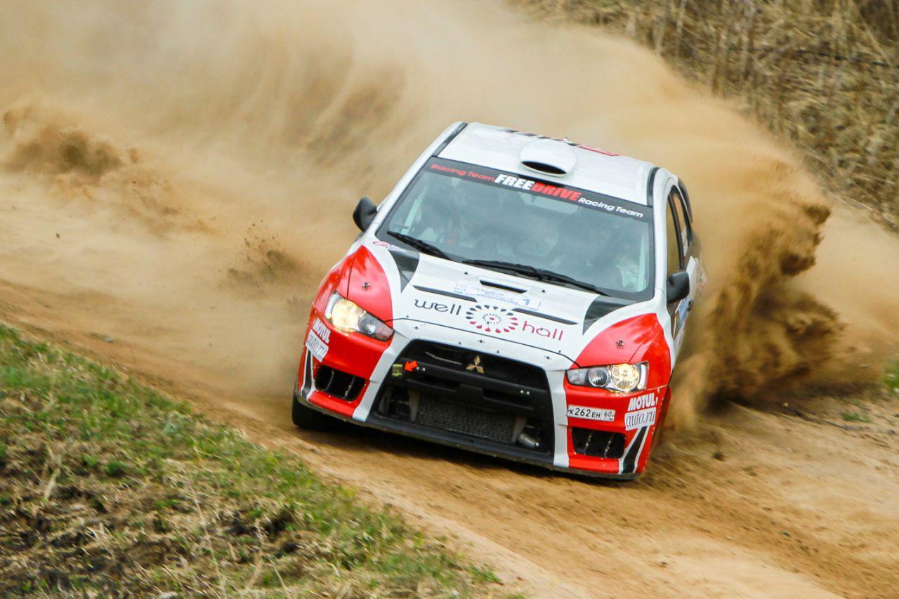 Mitsubishi Lancer EVO Rally Drift