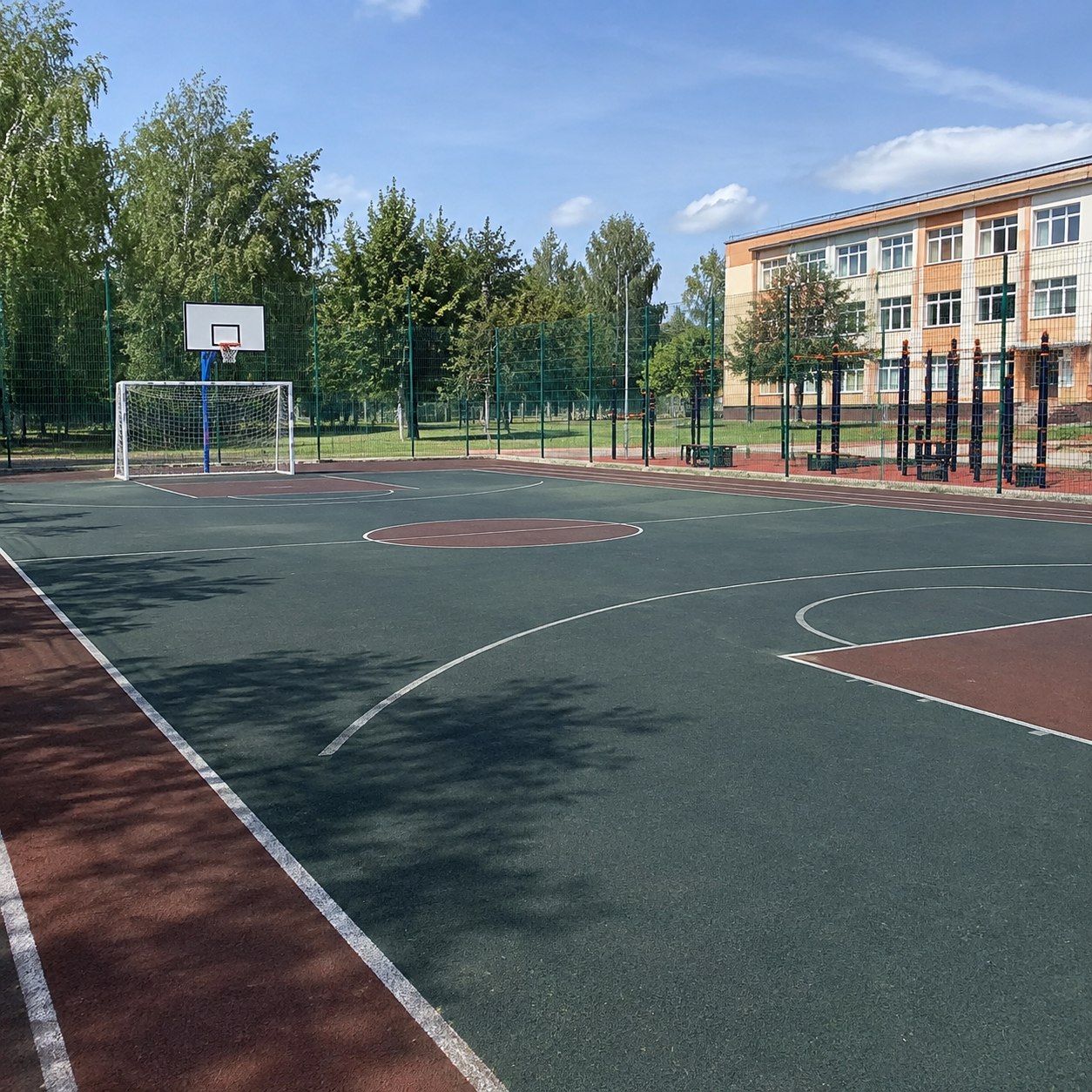 Спорт площадки под ключ