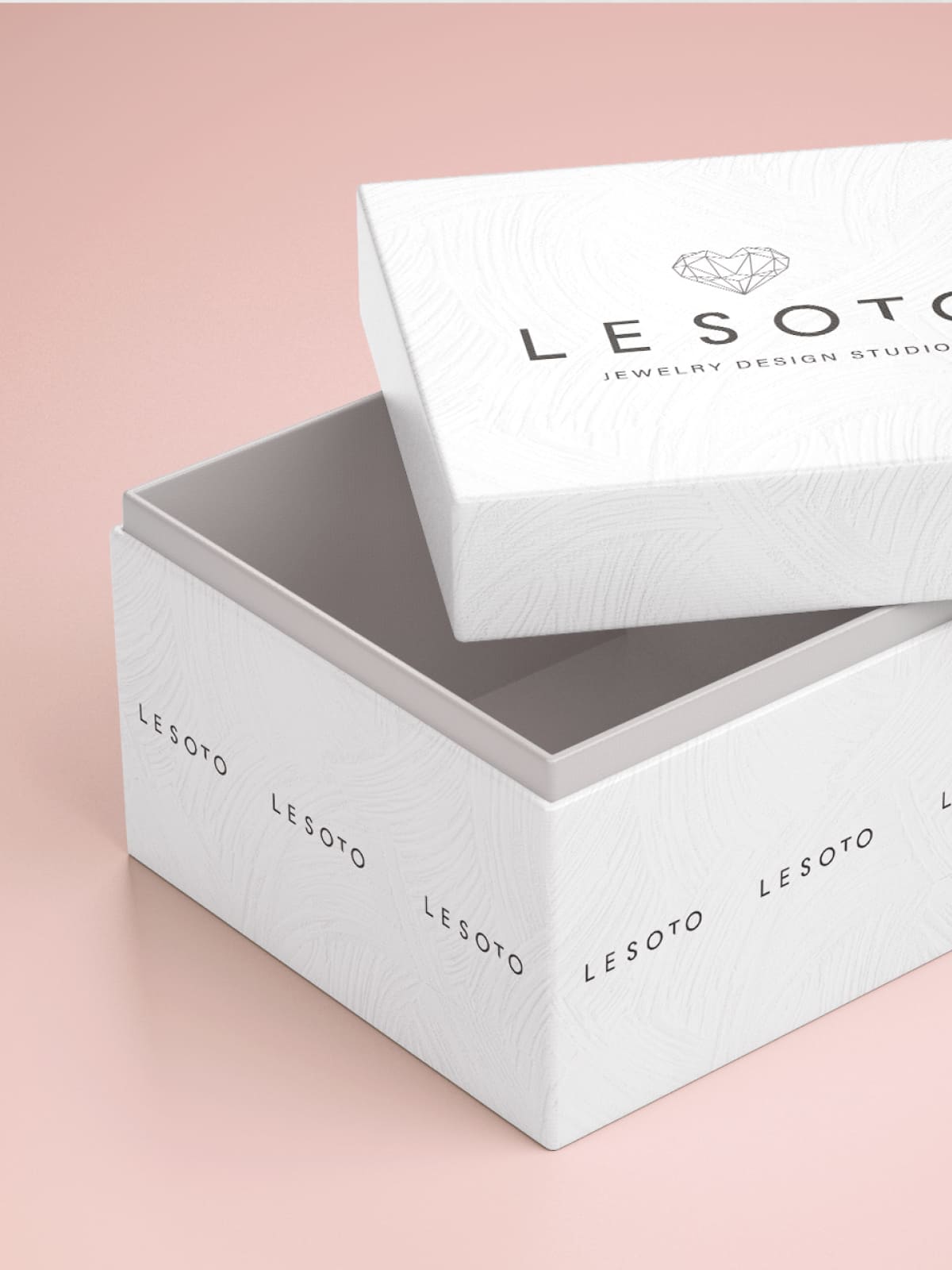 Брендинг для ювелирной студии Lesoto: логотип, гайдбук, фирменный стиль, упаковка