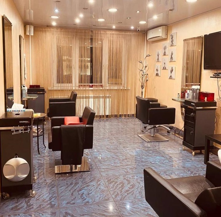 Салоны саратов. Салон красоты на ул. Салон красоты на московской саратов. Салон красоты саратовская 22. Салон красоты на ул.