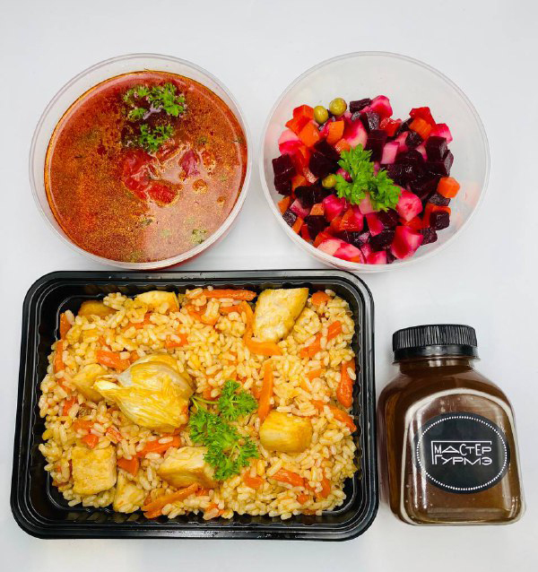 Сытные обеды для строителей