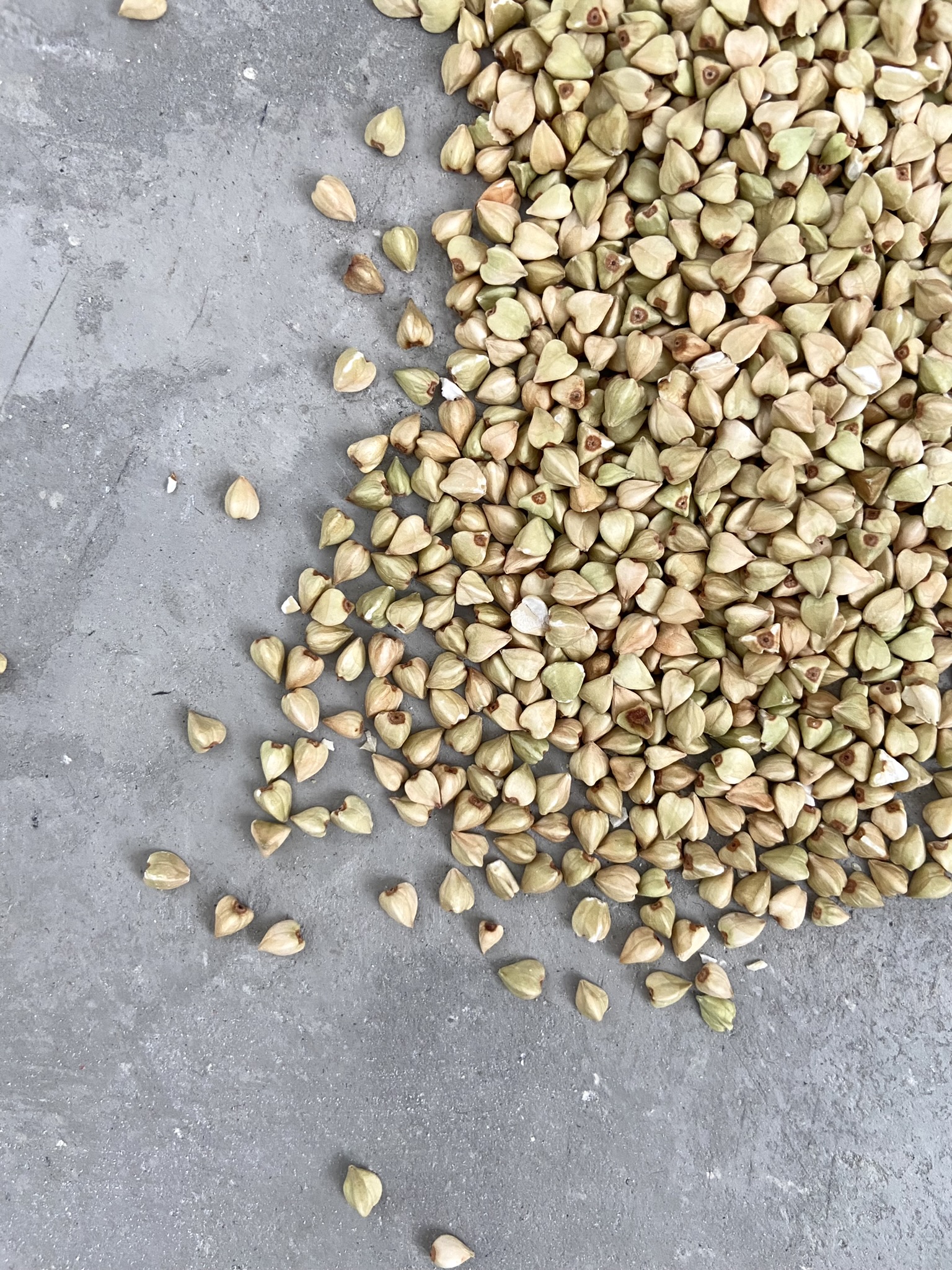 пакет гречки без фона. гречка на белом фоне. гречка ядрица. 1кг. семена фацелия 1 кг сидерат.