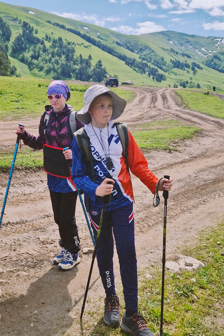 мы расширили линейку семейных маршрутов, добавив новые, яркие и очень разные направления — от Урала до Кавказа