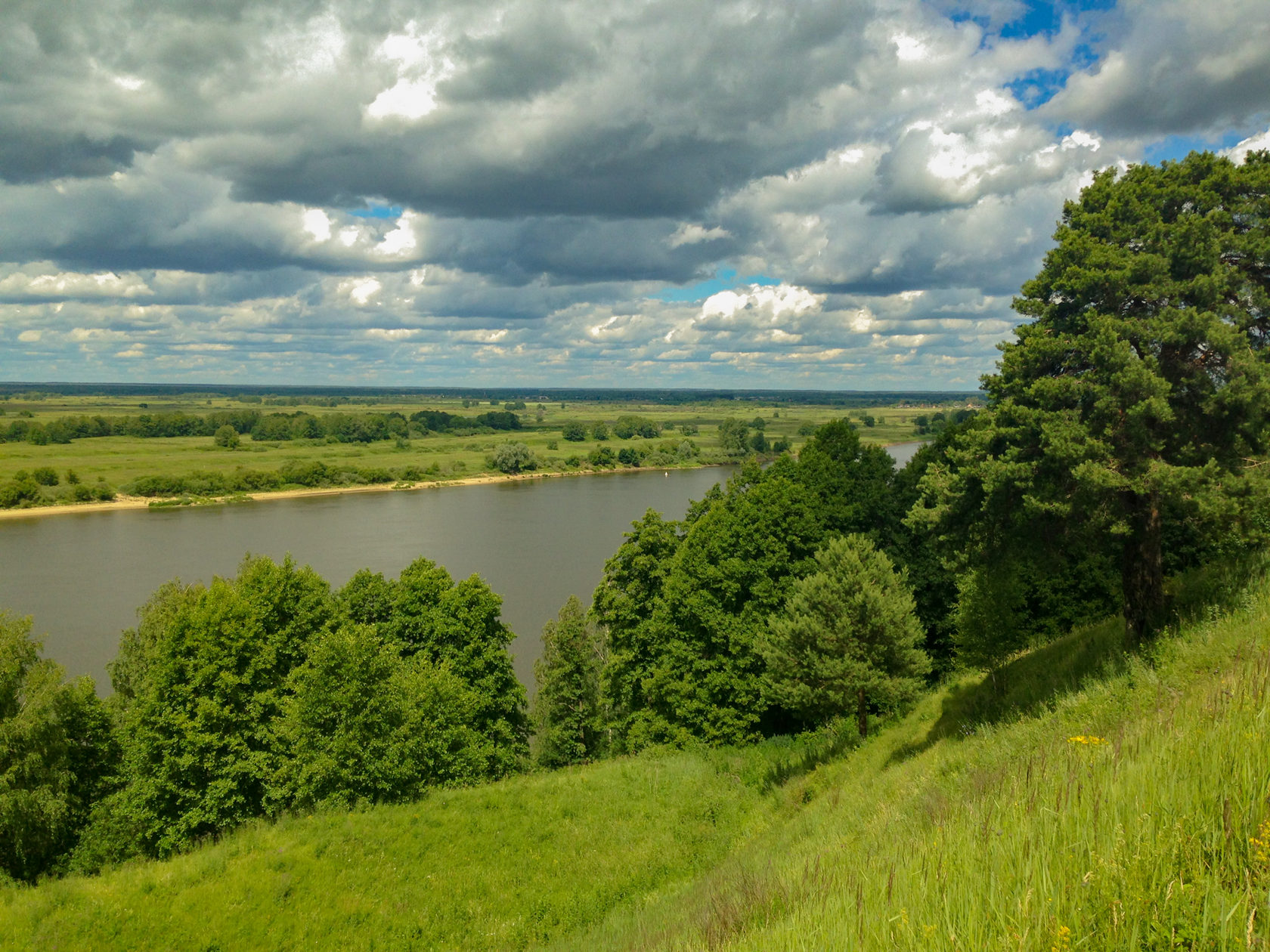 Земля нижегородская. Деревня Кондраково в Нижегородской области. Деревня Кондраково Навашинский район. Земельный участок с видом на реку Ока. Заповедник Навашино.