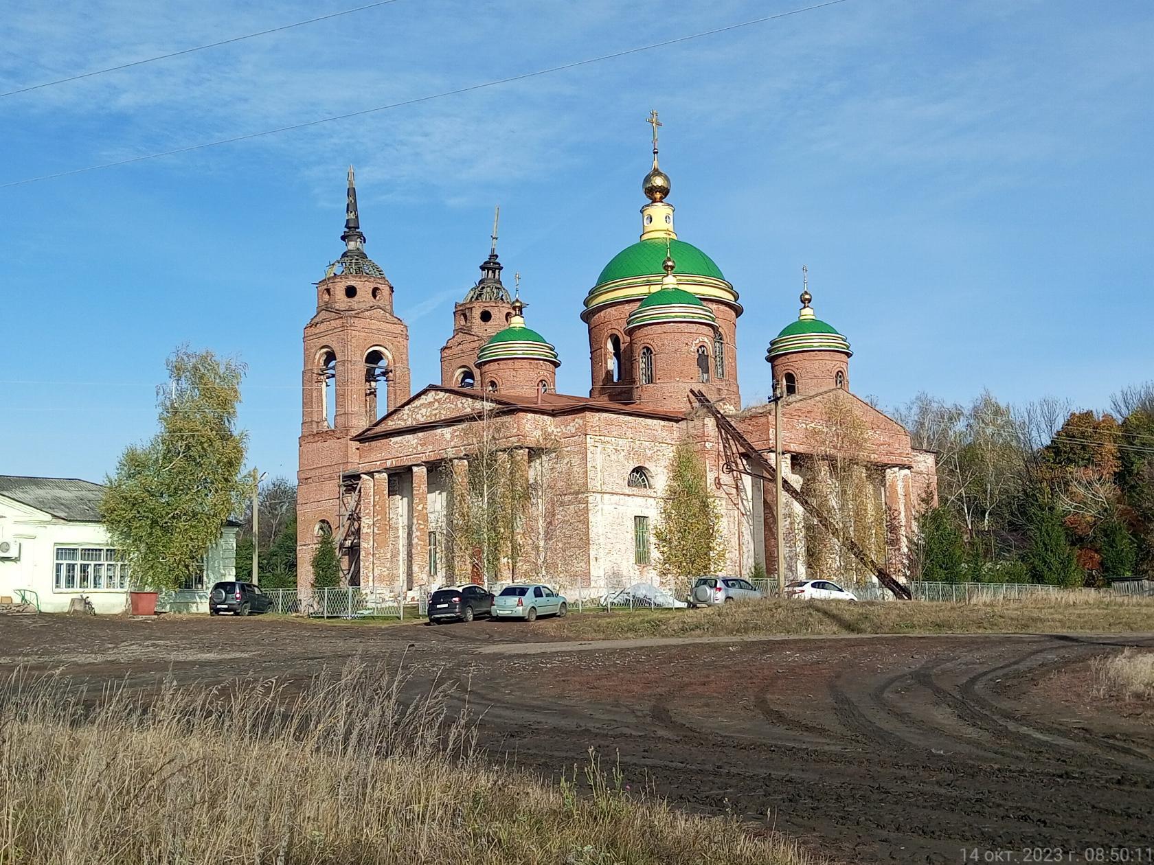 Храм Воскресения Христова в селе Гагарино