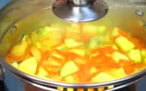 Приготовление супа-пюре из кабачков с плавленным сыром: шаг 10