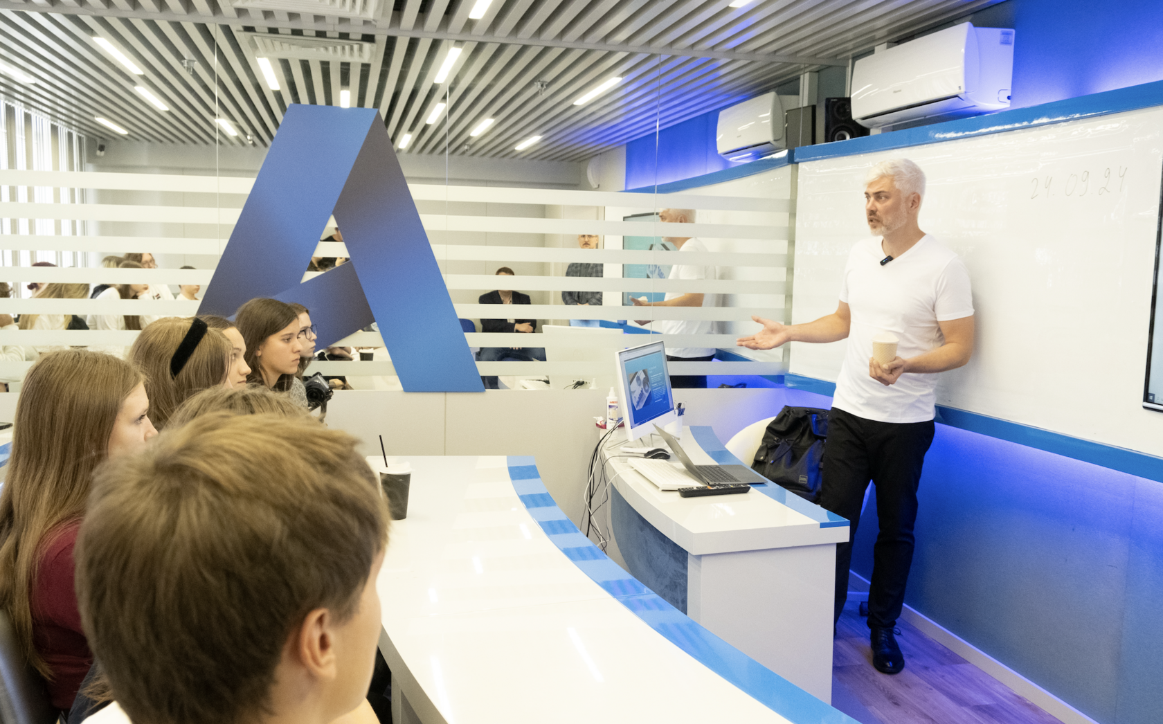 Студенты на занятии
