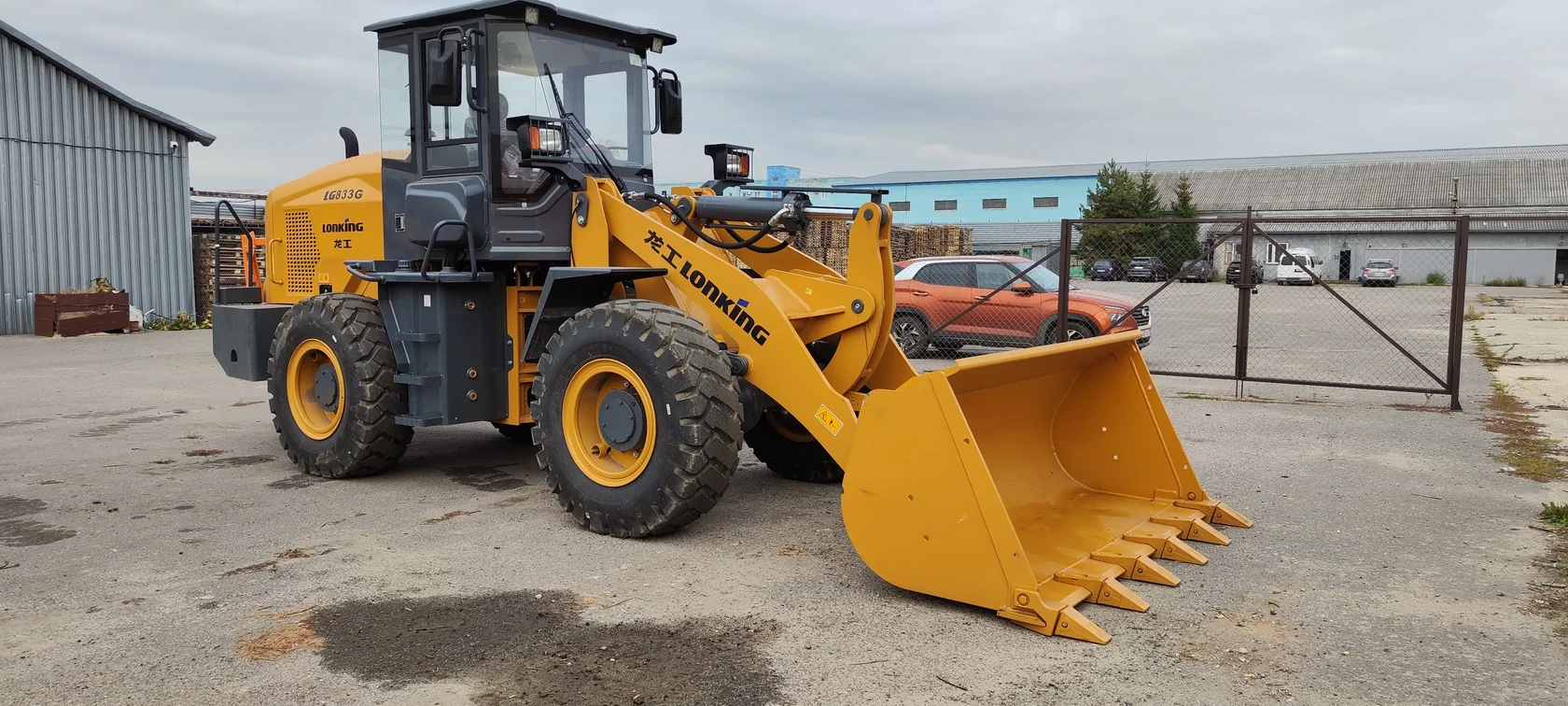Фронтальный погрузчик LONKING LG 833G