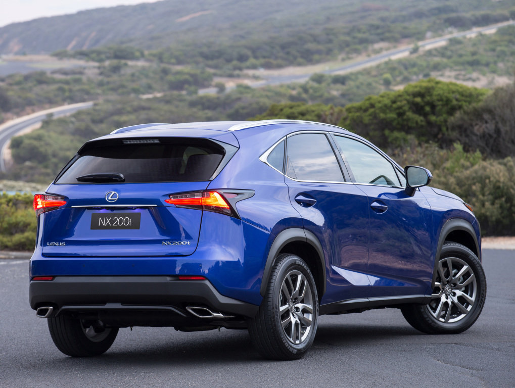 Lexus кроссовер NX