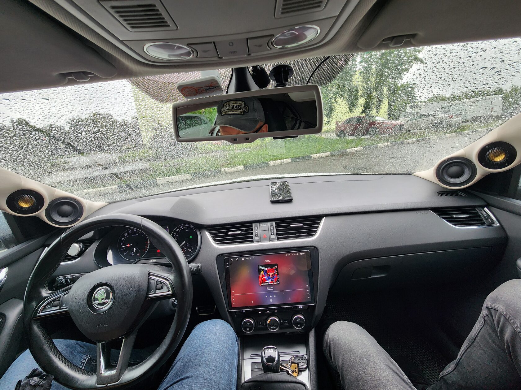 установка автозвука Skoda Octavia A7