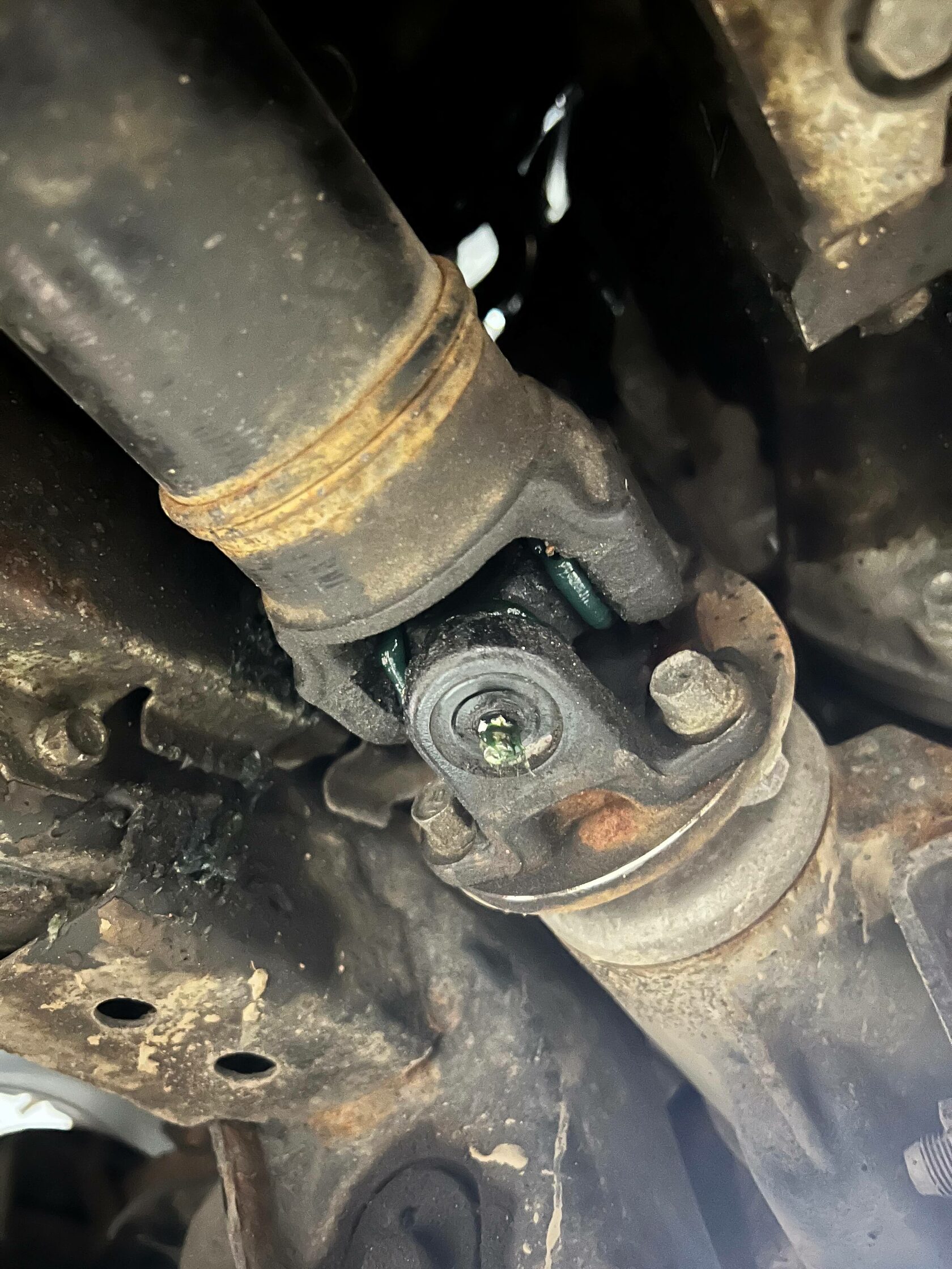 Шприцовка кардана Pajero Sport