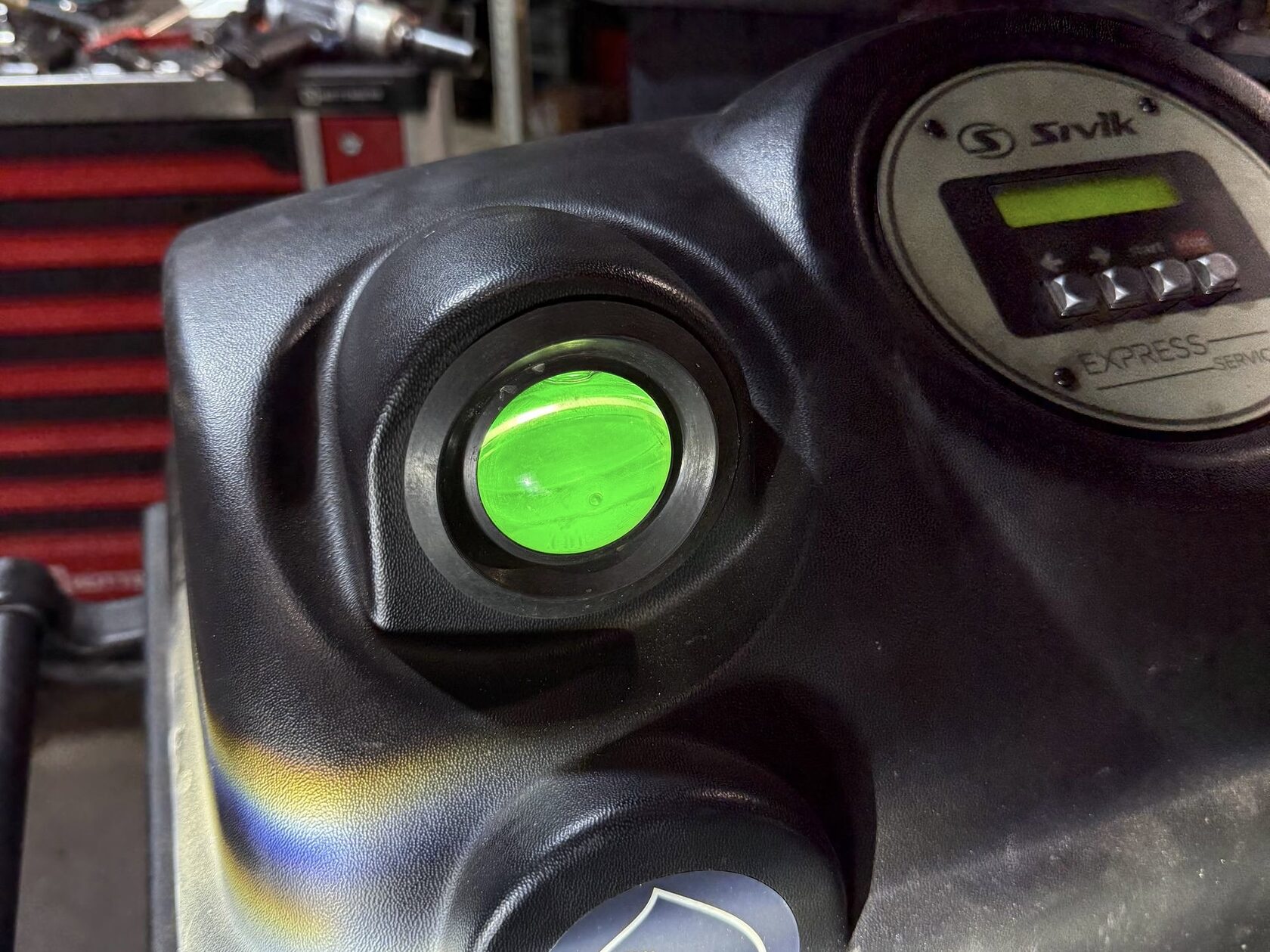 Процесс замены охлаждающей жидкости