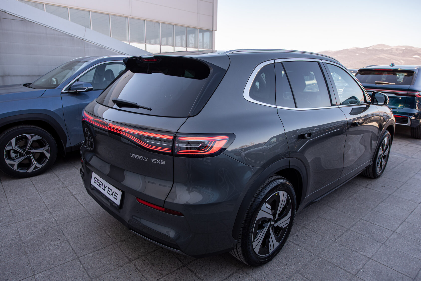 Обзор Geely EX5