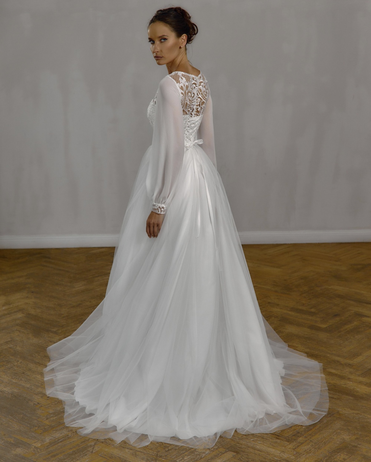 Свадебное платье с кружевом 56 размер